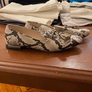 Zara women’s loafer snakeskin